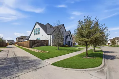 2016 Roundtree Circle E, Fort Worth, TX 76008 - Photo 30