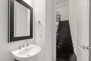 2016 Roundtree Cir E, Fort Worth, TX 76008 - Photo 22