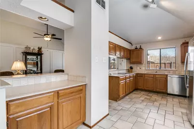 3414 Spring Willow Drive, Grapevine, TX 76051 - Photo 10