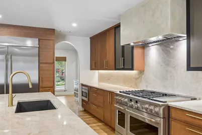 7023 Brookshire Drive, Dallas, TX 75230 - Photo 6