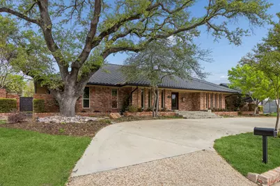 7023 Brookshire Drive, Dallas, TX 75230 - Photo 2