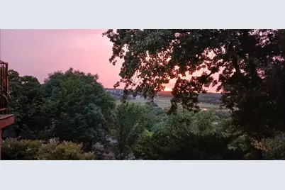 1801 Old Oak Drive, Arlington, TX 76012 - Photo 32