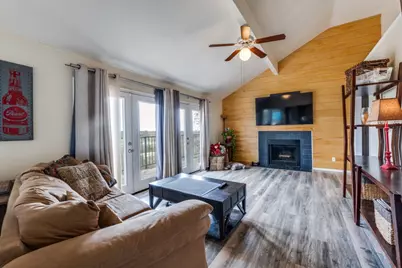 1801 Old Oak Drive, Arlington, TX 76012 - Photo 2