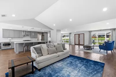 7724 Meadowhaven Drive, Dallas, TX 75254 - Photo 10