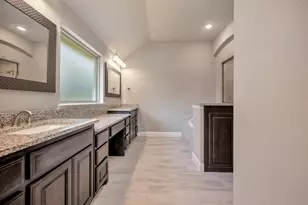 9820 Surveyor Rd, Little Elm, TX 75068 - Photo 26