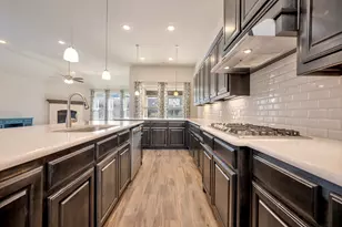 9820 Surveyor Rd, Little Elm, TX 75068 - Photo 14