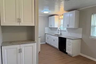 7425 Deaver Dr, North Richland Hills, TX 76180 - Photo 6