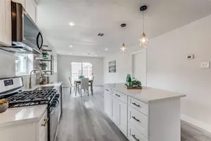 6494 Lontos Dr, Dallas, TX 75214 - Photo 6