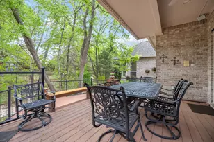 1210 Creekwood Dr, Garland, TX 75044 - Photo 34