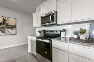 244 Kinley St, Grandview, TX 76050 - Photo 4