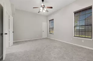 8740 Iron Horse, Irving, TX 75063 - Photo 6