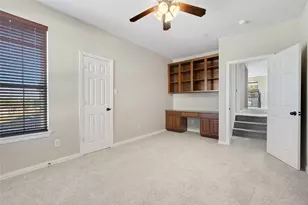 8740 Iron Horse, Irving, TX 75063 - Photo 16