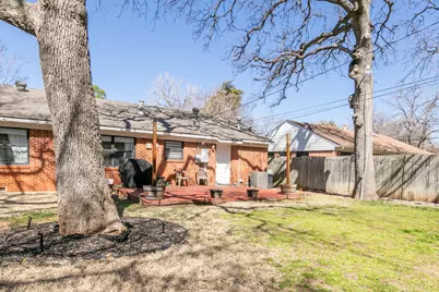 1803 Oak Tree Lane, Arlington, TX 76013 - Photo 24