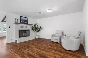 117 Modoc Trail, Lake Kiowa, TX 76240 - Photo 10