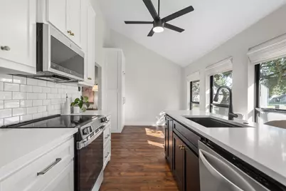 117 Modoc Trail, Lake Kiowa, TX 76240 - Photo 28