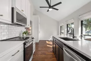 117 Modoc Trail, Lake Kiowa, TX 76240 - Photo 28