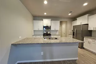 6737 Windfall Dr, Fort Worth, TX 76135 - Photo 12