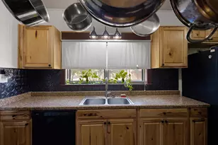 301 W Nelson St, Bowie, TX 76230 - Photo 10