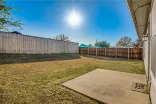 1557 Crown View Dr, Little Elm, TX 75068 - Photo 2