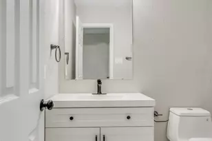 5225 Livermore Dr, Arlington, TX 76017 - Photo 14