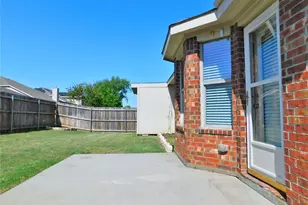 1712 Flamingo Dr, Little Elm, TX 75068 - Photo 32