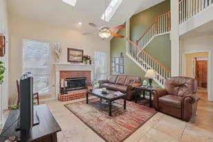 1825 Sandalwood Ln, Grapevine, TX 76051 - Photo 4