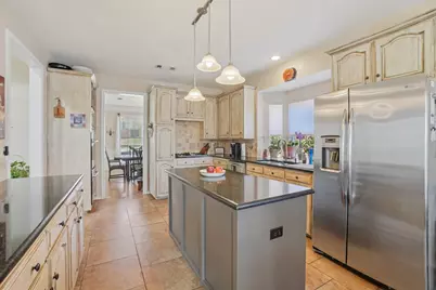 1825 Sandalwood Lane, Grapevine, TX 76051 - Photo 14