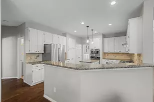 1304 Lakehurst Dr, Flower Mound, TX 75022 - Photo 12