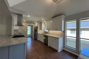 1930 Westminster Dr, Carrollton, TX 75007 - Photo 4