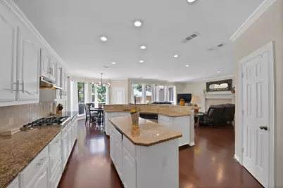 12101 Wildwood Lane, Frisco, TX 75035 - Photo 16