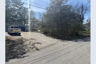 620 E Shepherd Street, Denison, TX 75021 - Photo 2