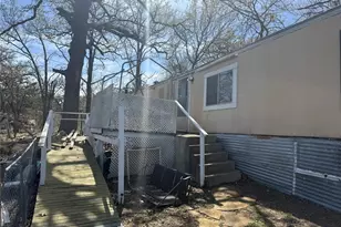 620 E Shepherd St, Denison, TX 75021 - Photo 8