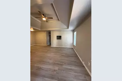 1433 N Bluegrove Road, Lancaster, TX 75134 - Photo 4