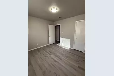 1433 N Bluegrove Road, Lancaster, TX 75134 - Photo 6