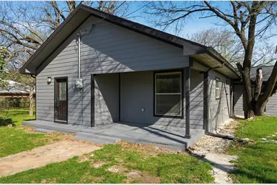 300 S 2nd Street, Tehuacana, TX 76686 - Photo 2