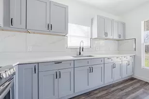 300 S 2nd St, Tehuacana, TX 76686 - Photo 10