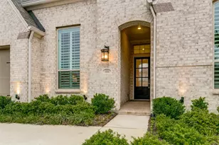 4004 Fall Aster Wy, Aubrey, TX 76227 - Photo 2