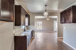 3304 Frazier Ave, Fort Worth, TX 76110 - Photo 6