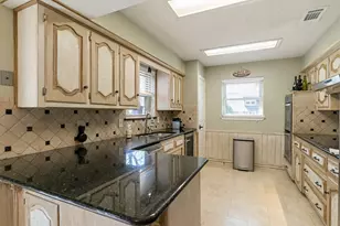 10019 Hickory Crossing, Dallas, TX 75243 - Photo 6