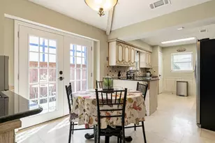 10019 Hickory Crossing, Dallas, TX 75243 - Photo 8