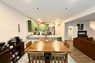 5664 Shore Point Trl, Fort Worth, TX 76119 - Photo 4