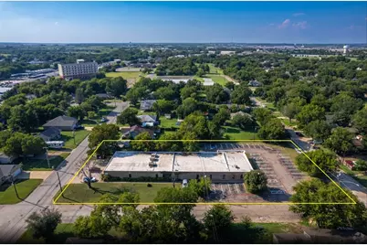 1300 N Anglin Street, Cleburne, TX 76031 - Photo 2