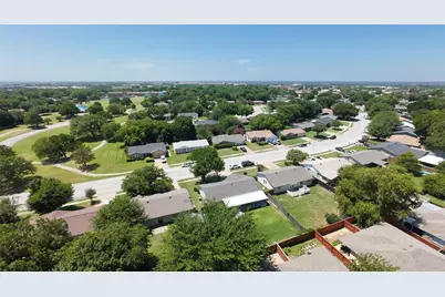 1107 Waverly Drive, Arlington, TX 76015 - Photo 20