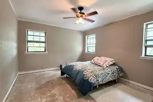 837 Hillside Dr, Sherman, TX 75090 - Photo 6