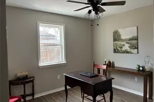 5066 E Hwy 199, Springtown, TX 76082 - Photo 12