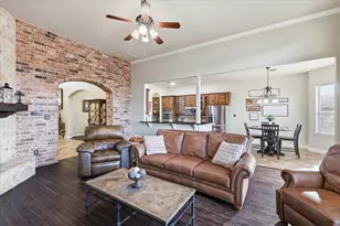 212 Matthew Ave, Denton, TX 76210 - Photo 8