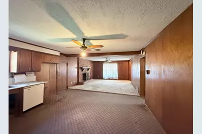 411 E Avenue G, Midlothian, TX 76065 - Photo 8
