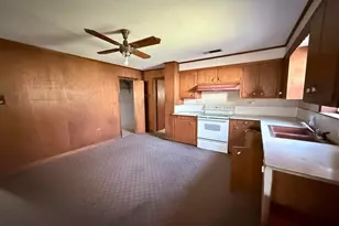 411 E Avenue G, Midlothian, TX 76065 - Photo 6