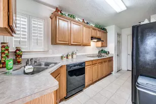 1606 Cancun Dr, Mansfield, TX 76063 - Photo 4