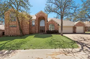 608 Hawthorn Cir, Highland Village, TX 75077 - Photo 1